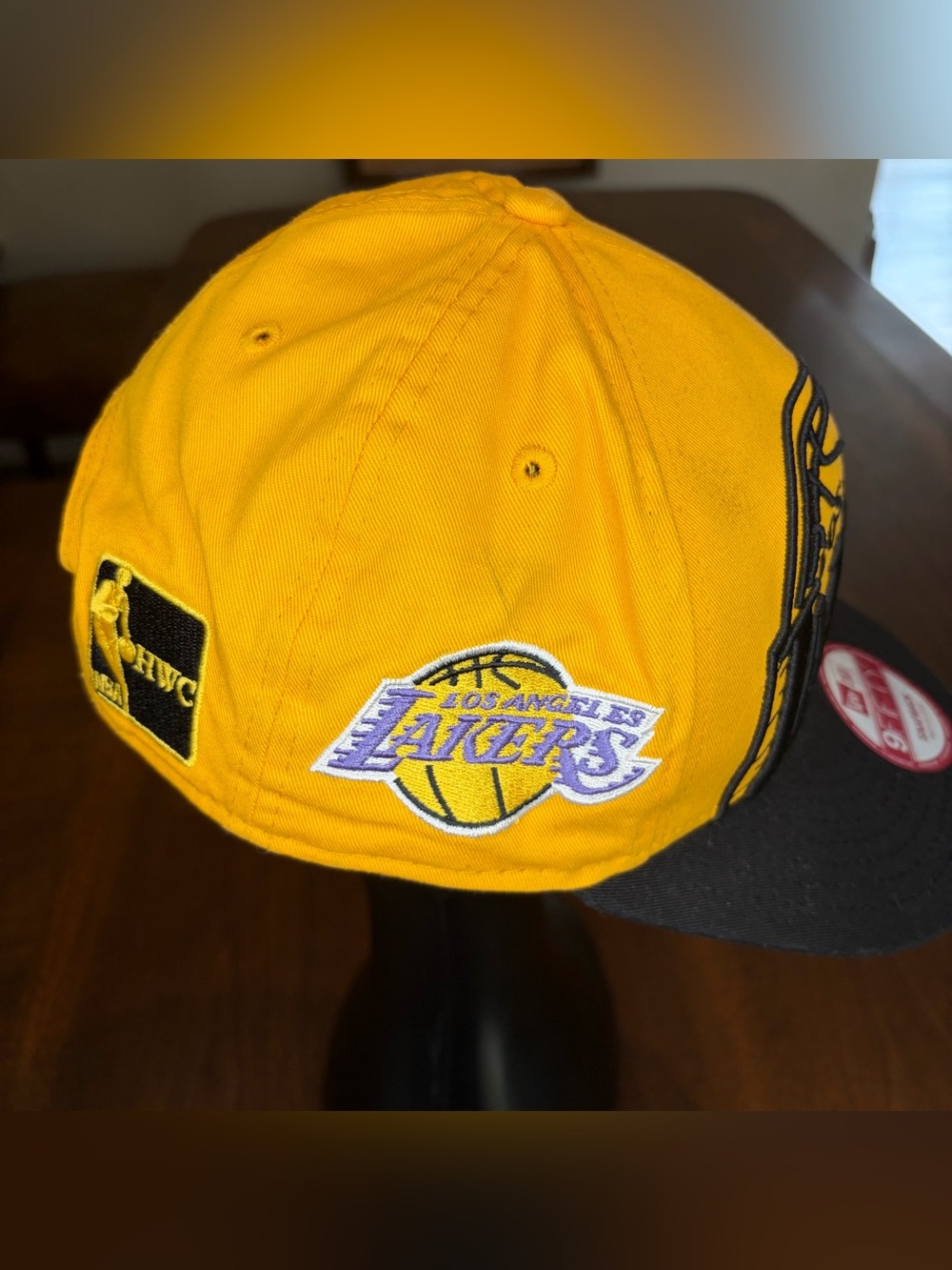 New Era 9FIFTY Los Angeles Lakers Hardwood Classics Big Spell Out Snapback M-L - Picture 4 of 11